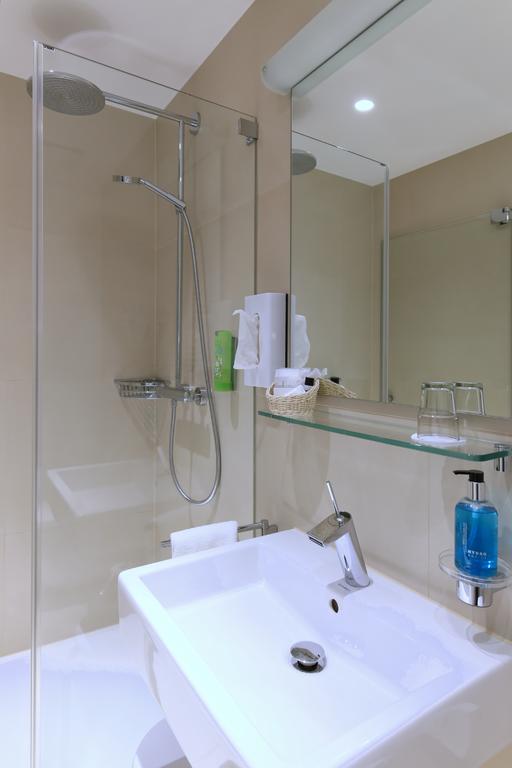 Hotel Hirschen グロッタータール エクステリア 写真
