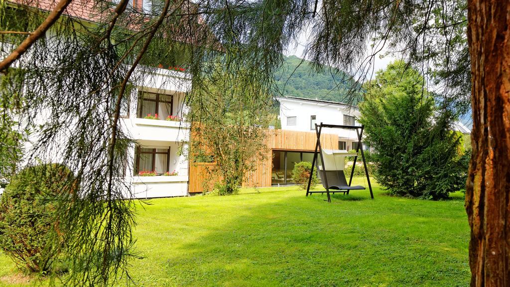 Hotel Hirschen グロッタータール エクステリア 写真